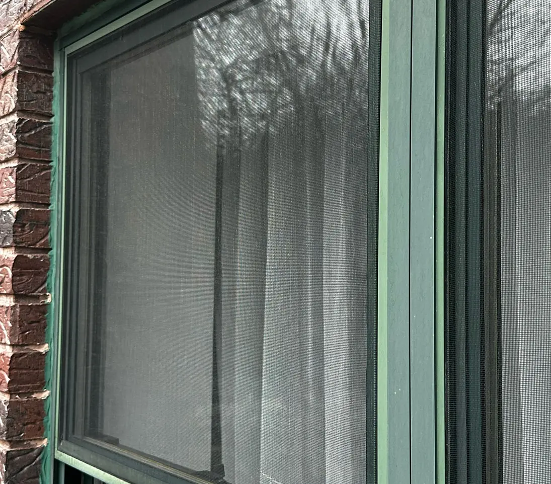 Screen Replacement - Garden City, NY