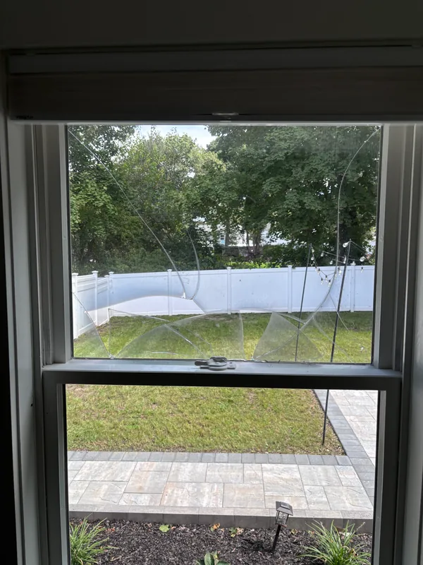 Broken Glass Replacement - Northport, NY